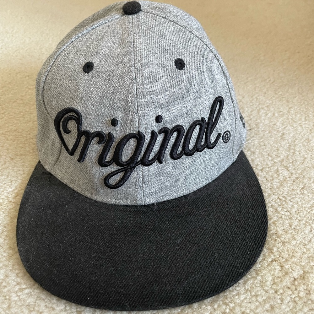 Kr3w Original Gray Black Snapback Cap Hat